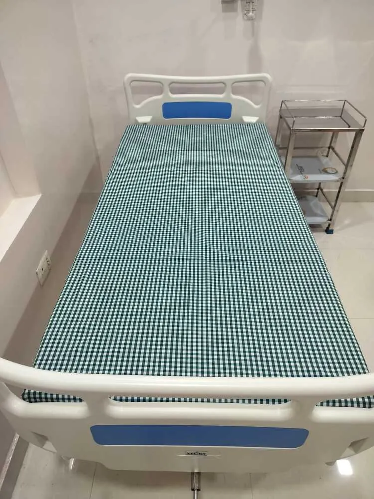 Pure Cotton Check Pattern Hospital Bedsheet